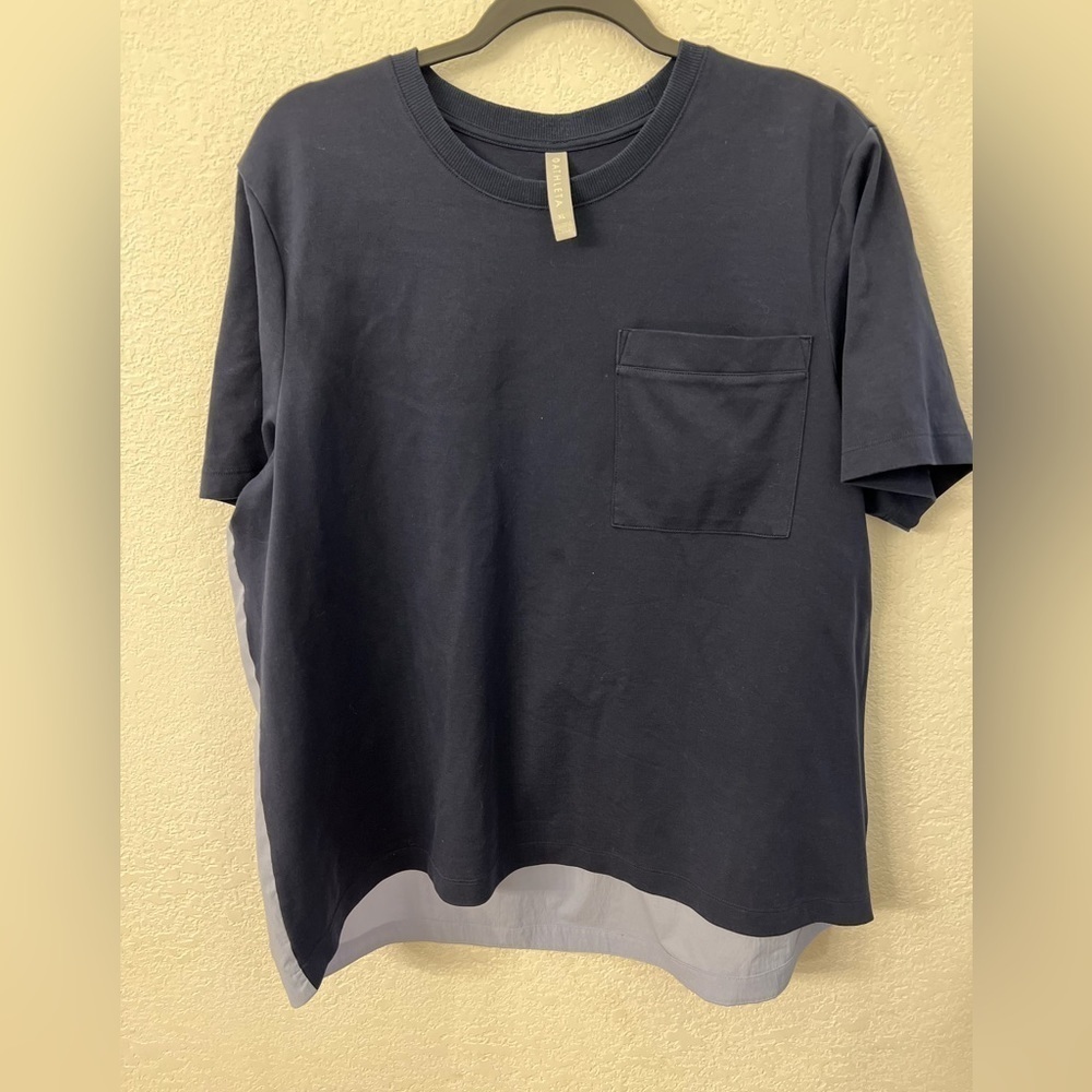 Athleta contrast pocket shirt size XL